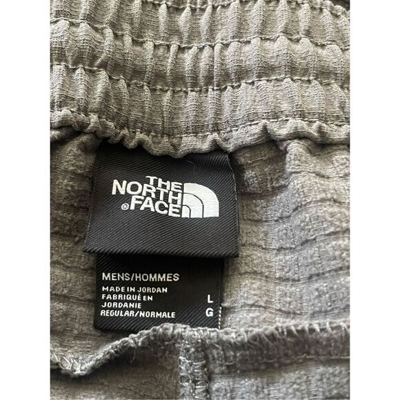 The North Face MensGrey Flash Dry Crop Outdoor Tekware Grid Pants Size Large - Picture 4 of 10